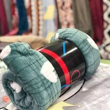 تصویر 2 از پتو مسافرتی قلبی طرح عاشقانه